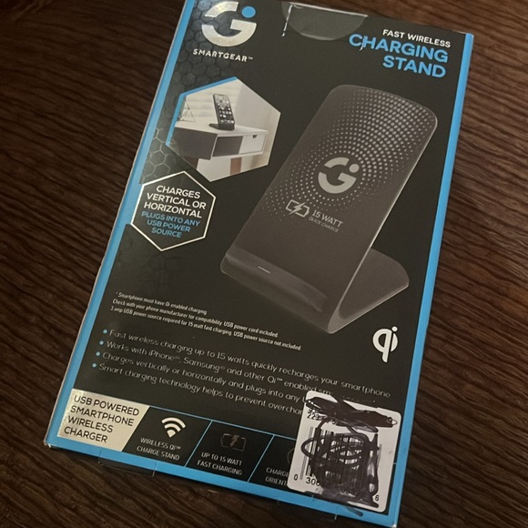 Smart gear fast wireless charging stand USB POWERED SMARTPHONE WIRELESS CHARGER - Picture 2 of 6